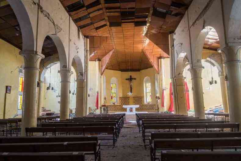 Templo aps terremoto(foto: Reginald Louissaint JR/AFP)