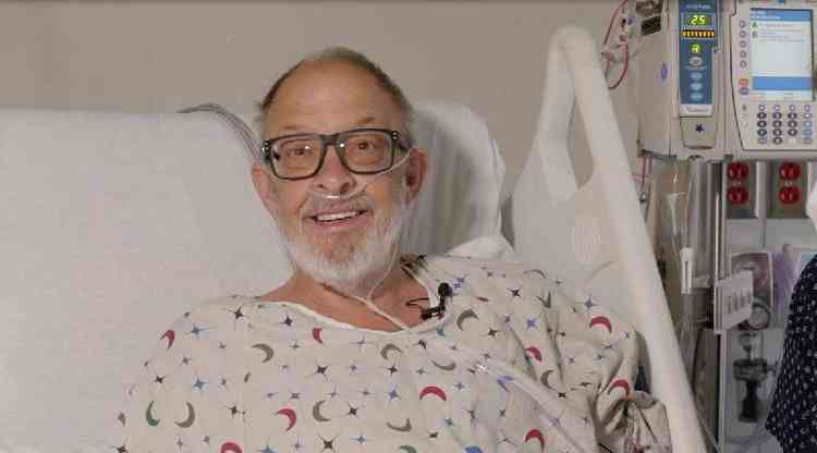 Lawrence Faucette, segunda pessoa do mundo a receber um xenotransplante de corao