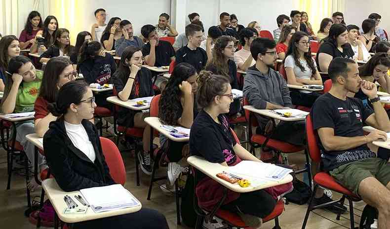 Estudantes em 2022 no Simulado do ENEM promovido pelo Determinante