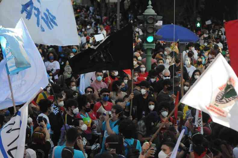 Manifestao contra governo Bolsonaro em BH neste sbado (03/07)(foto: Tulio Santos/EM/D.A. Press)