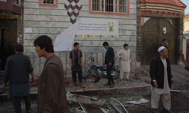 O Afeganisto realizar eleies parlamentares em outubro(foto: SHAH MARAI / AFP)