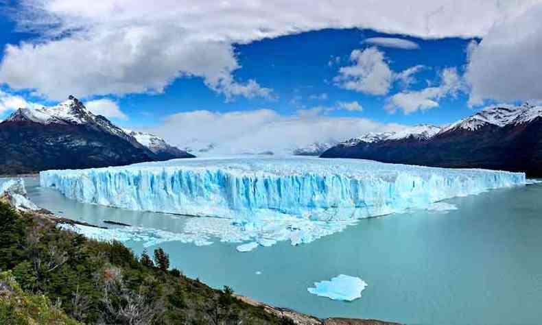 Em EL Calafate,  possivel ver bem de perto os glaciares %u2013 geleiras de gua doce %u2013 de Perito Moreno(foto: Rachel Jarboe/Unsplash)