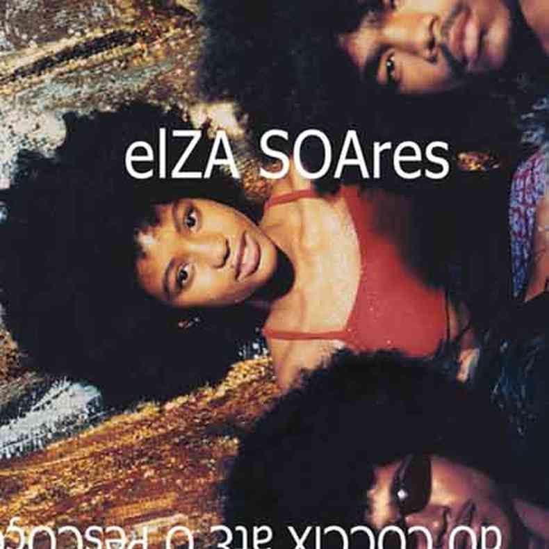 Jovens negros olham para a câmera na foto de capa do disco 'Do cóccix até o pescoço' , de Elza Soares