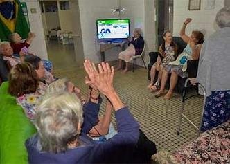 Percentual de idosas, no pa�s, cresce com o avan�o da idade. Pesquisa do IBGE mostra que elas tem maior capacidade de reconhecer as pr�prias dificuldades do que os homens(foto: Tomaz Silva/Ag�ncia Brasil)