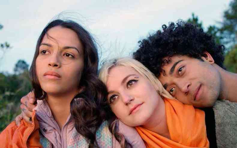 Em Alice Júnior, Anne Celestino, Surya Amitrano e Matheus Moura interpretam jovens às voltas com a intolerância(foto: Netflix/divulgação)