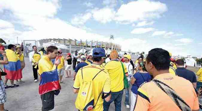 Gigante da Pampulha tem recebido grande pblico de pases vizinhos nas partidas, como os mais de 20 mil colombianos no ltimo fim de semana(foto: Alexandre Guzanshe/EM/D.A Press - 13/6/14 )