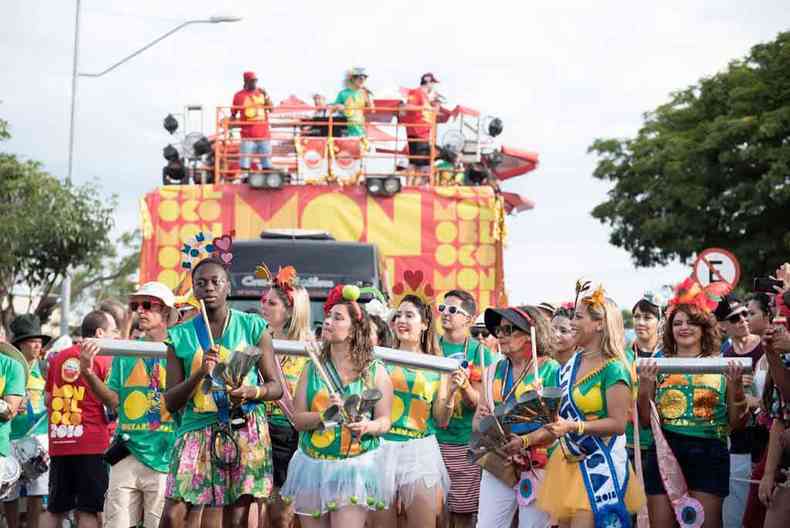 Apostando no sucesso das oficinas de percusso, grupo carioca se prepara para o terceiro desfile no carnaval de Belo Horizonte(foto: Alessandra Torres/Divulgao)