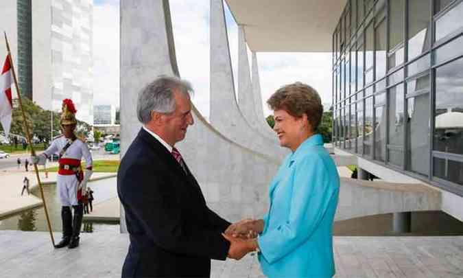 Presidente Dilma Rousseff durante cerimnia oficial de chegada do Presidente da Repblica Oriental do Uruguai, Tabar Vzquez (foto: Roberto Stuckert Filho/PR)