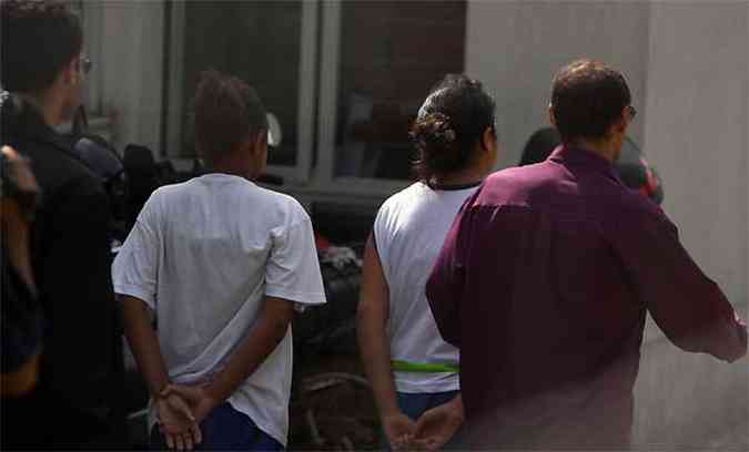 Adolescentes acusada pelo crime prestaram depoimento nessa quinta-feira em Igarap(foto: Edesio Ferreira/EM/D.A.Press)