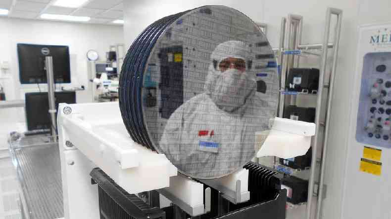 Escassez global de semicondutores se agravou com a pandemia(foto: Reuters)