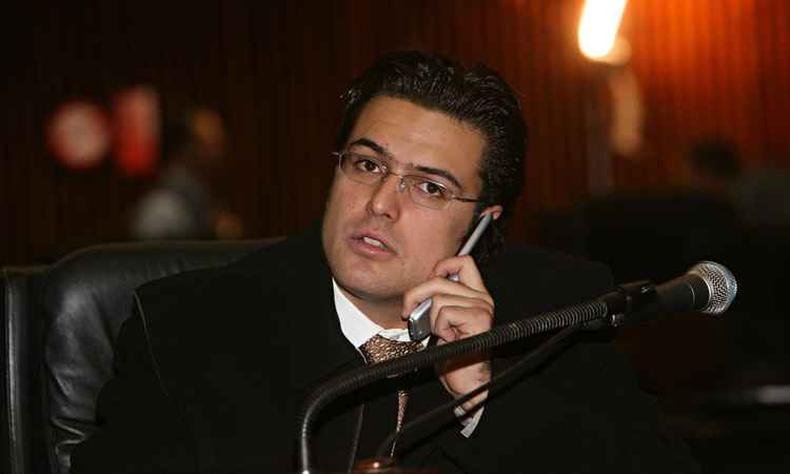Na época do acidente, em 2009, ex-deputado renunciou do cargo. Somente ontem ele admitiu o crime(foto: Albari Rosa) Na época do acidente, em 2009, ex-deputado renunciou do cargo. Somente ontem ele admitiu o crime(foto: Albari Rosa)