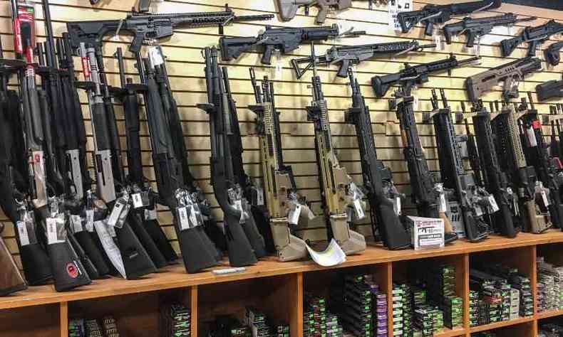 Armas de fogo  venda em loja de Las Vegas, nos Estados Unidos(foto: Robyn Beck/AFP)