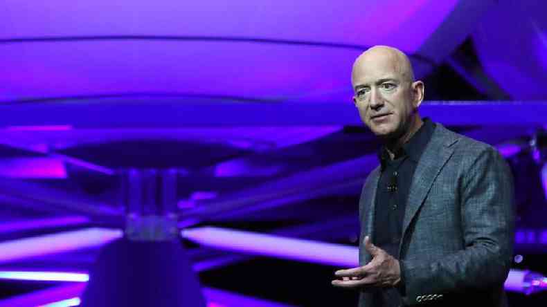O fundador da Amazon e da empresa espacial Blue Origin, Jeff Bezos