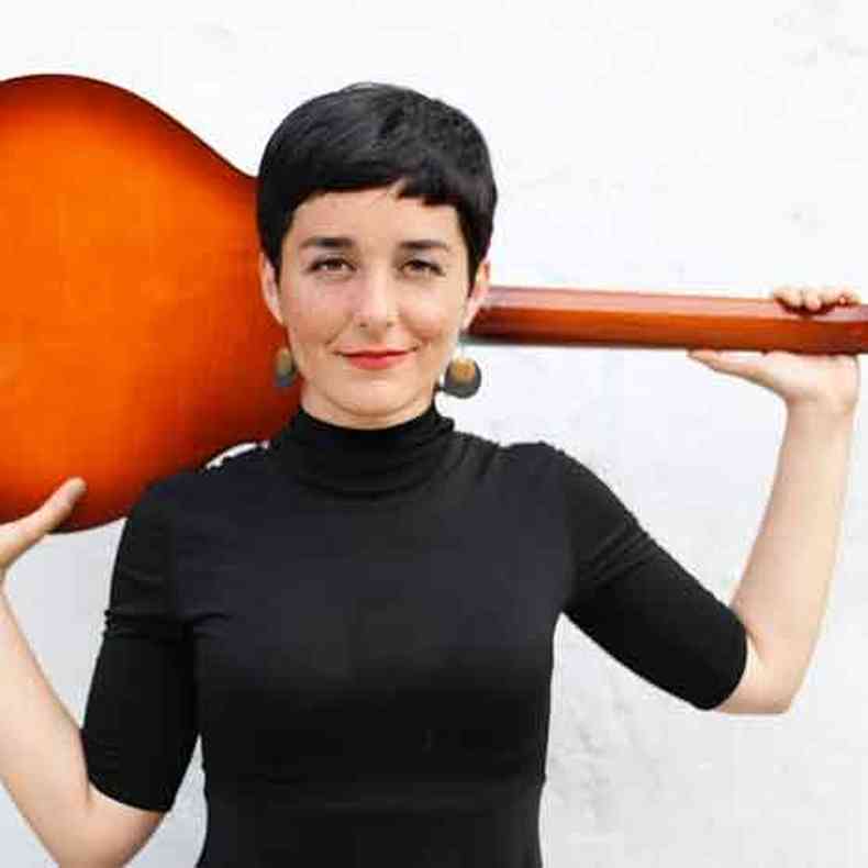 A guitarrista e cantora chilena Camila Meza prefere 