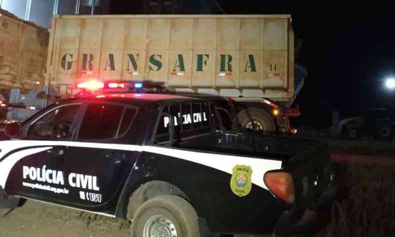 A carga desviada foi encontrada pela polcia nessa quarta-feira (2)(foto: Divulgao / Polcia Civil de Minas Gerais)