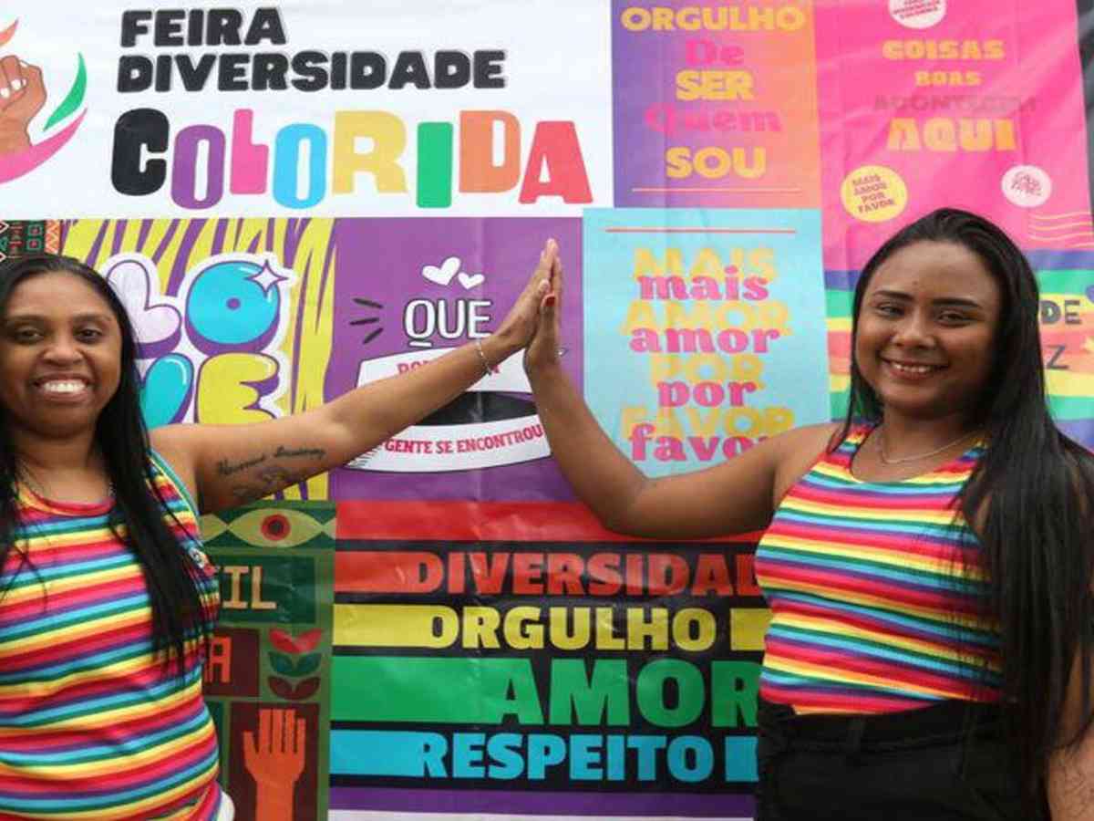 Casal de mulheres cria projeto para empreendedorismo de minorias - DiversEM  - Estado de Minas