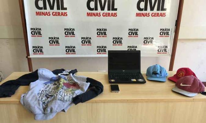 Materiais apreendidos na casa do suspeito em Belo Horizonte(foto: Polícia Civil/Divulgação) Materiais apreendidos na casa do suspeito em Belo Horizonte(foto: Polícia Civil/Divulgação)