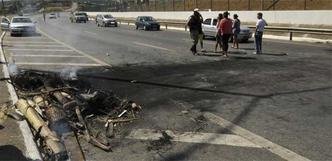 Acidente ocorreu pouco ap�s o trecho que havia sido interditado por manifestantes(foto: Maria Tereza Correia/EM/D.A Press)