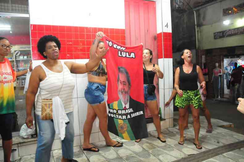 Manifestantes contra Bolsonaro