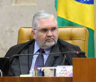 Procurador-geral da Repblica Roberto Gurgel(foto: Edilson Rodrigues/CB/D.A Press)