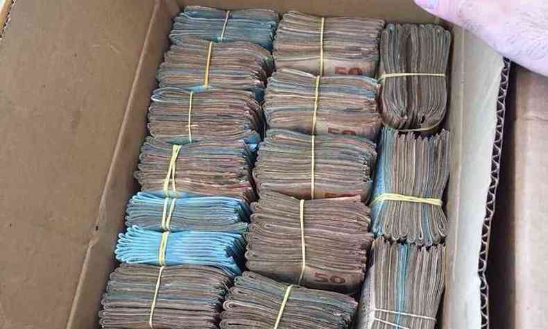 R$ 500 mil em dinheiro foram apreendidos(foto: Divulgao)