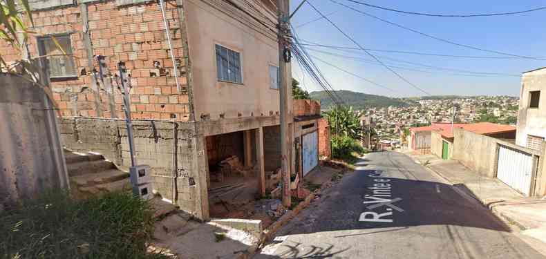 Crime aconteceu na rua Vinte e Cinco, no bairro Cruzeiro do Sul, em Betim