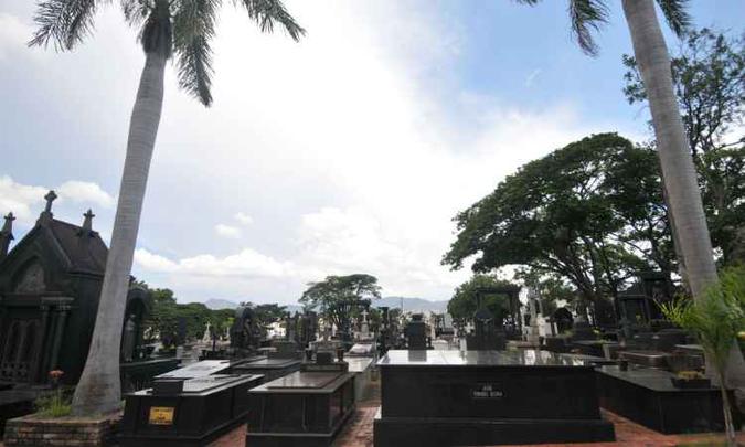 A atualização visa facilitar a gestão dos cemitérios do Bonfim, Paz, Saudade e Consolação, de responsabilidade da prefeitura(foto: Alexandre Guzanshe/EM/D.A Press) A atualização visa facilitar a gestão dos cemitérios do Bonfim, Paz, Saudade e Consolação, de responsabilidade da prefeitura(foto: Alexandre Guzanshe/EM/D.A Press)