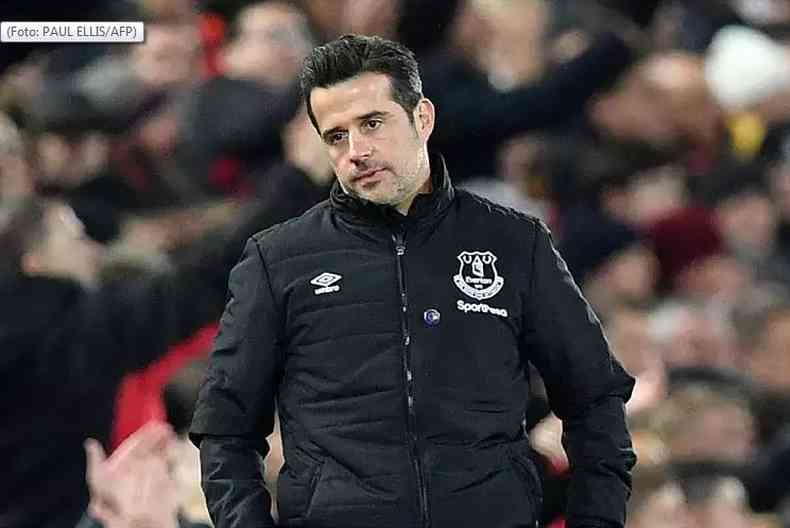 Marcos Silva foi demitido do Everton depois de goleada sofrida contra o Liverpool, em dezembro passado(foto: Paul Ellis/AFP)