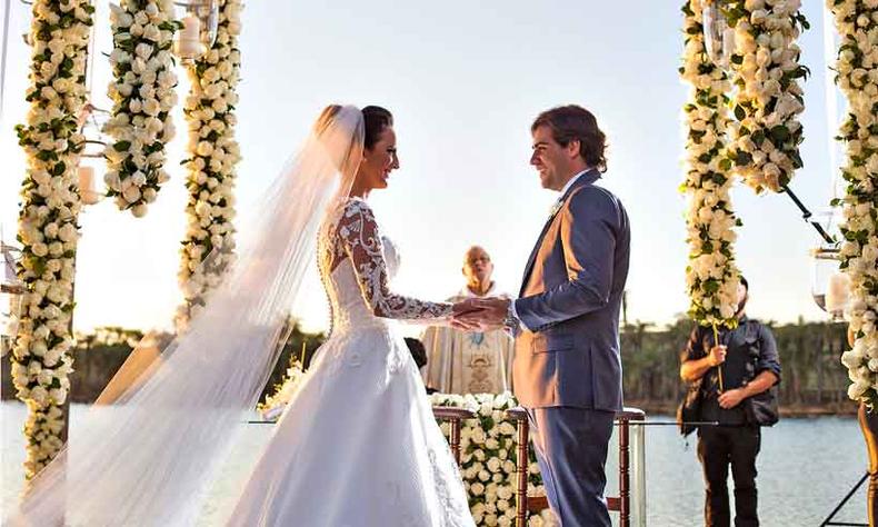 Bruna Geo e Felipe Ventura se casaram no Haras Santa Esmeralda, de propriedade da família(foto: Vanessa Gori/divulgação) Bruna Geo e Felipe Ventura se casaram no Haras Santa Esmeralda, de propriedade da família(foto: Vanessa Gori/divulgação)