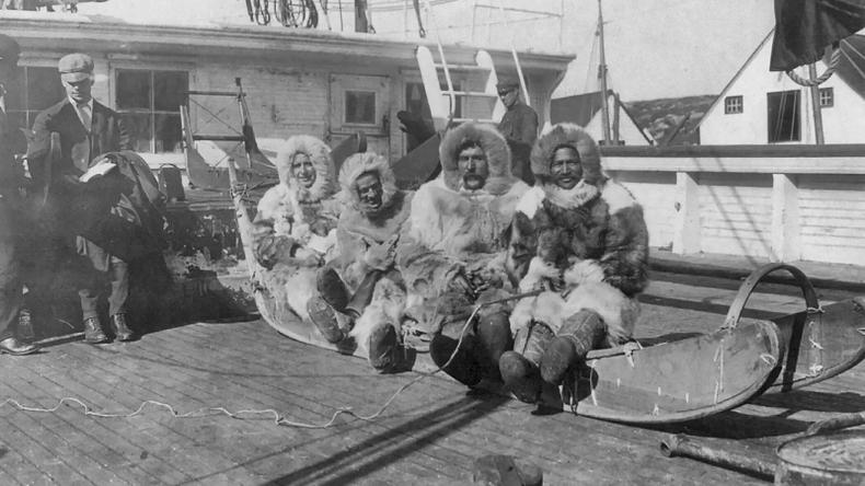 Robert Peary e viajantes