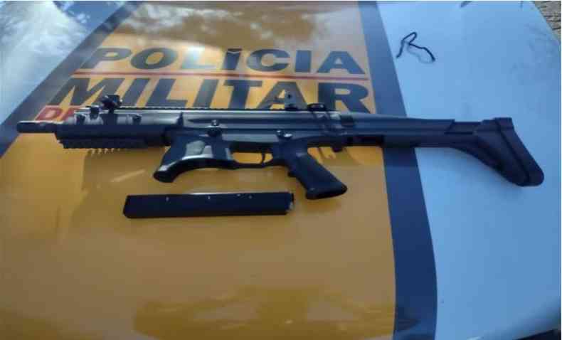 Carabina .40 estava com a numerao raspada