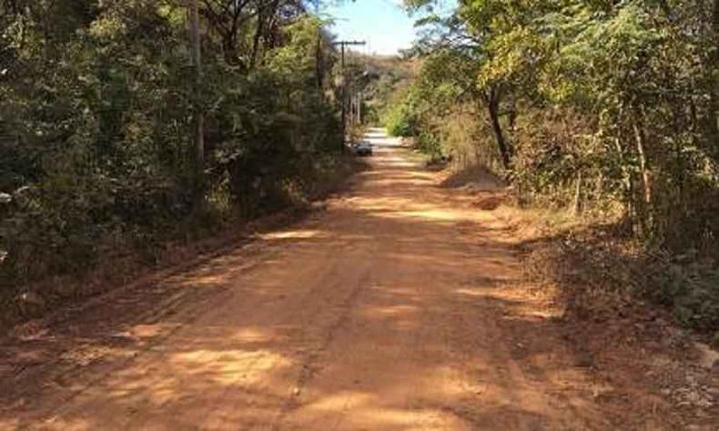 Corpo foi encontrado em via sem pavimentação e pouco movimentado(foto: Redes sociais) Corpo foi encontrado em via sem pavimentação e pouco movimentado
