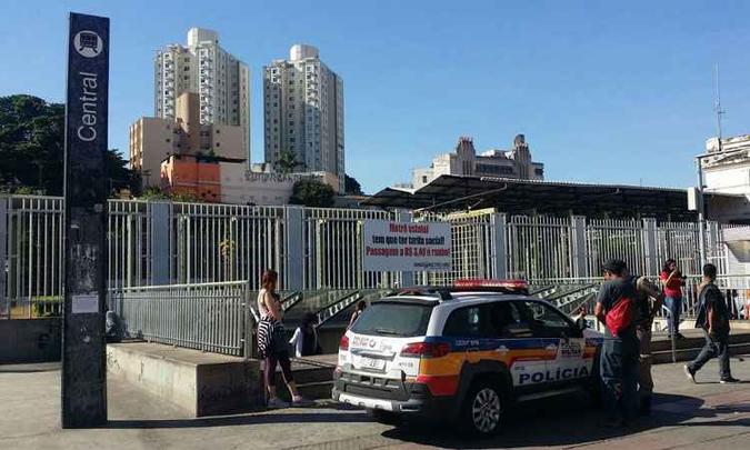 Usuário chamou a PM na Estação Central, mas foi informado que nada podia ser feito pelos militares(foto: Leandro Couri/ EM/D.A Press) Usuário chamou a PM na Estação Central, mas foi informado que nada podia ser feito pelos militares(foto: Leandro Couri/ EM/D.A Press)