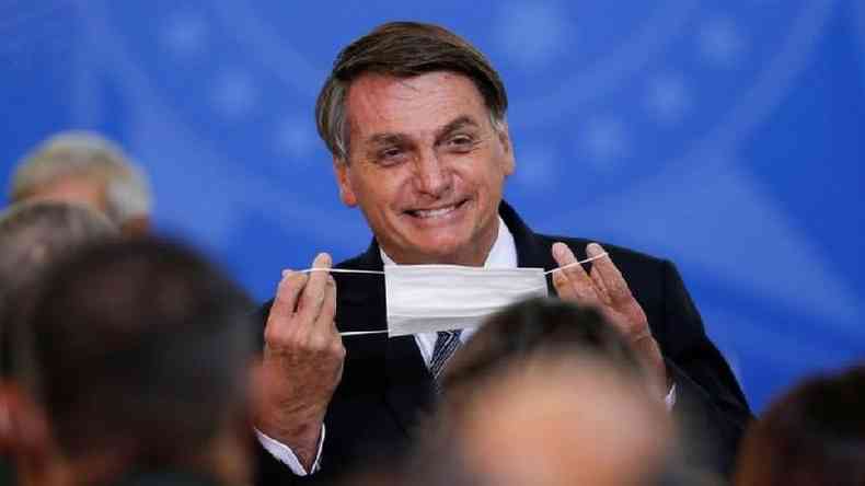 Aliado de Bolsonaro, senador diz que presidente no pode ser condenado por no usar mscara(foto: REUTERS/Adriano Machado)
