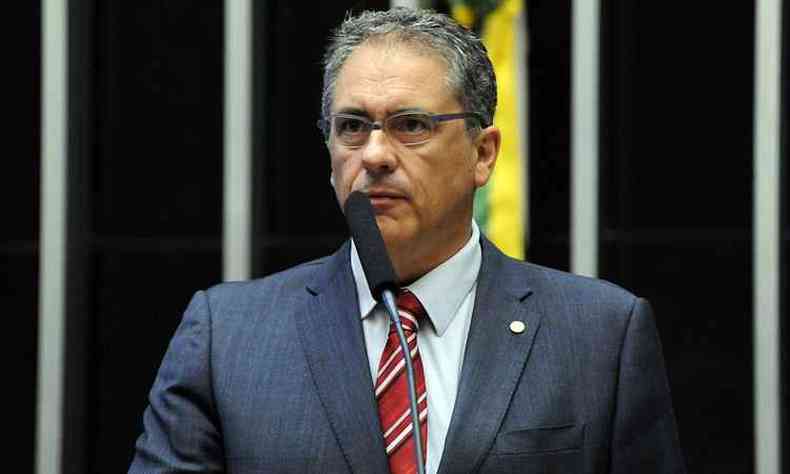 Carlos Zarattini elogiou a declarao de Rodrigo Maia de que no ir mais colocar em votao medidas provisrias enviadas ao Congresso pelo governo(foto: Luis Macedo/Cmara dos Deputados)