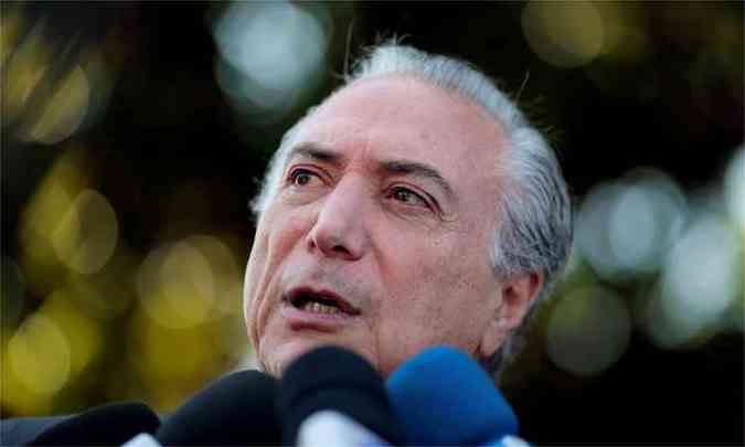 Vice-presidente Michel Temer monitorou a presena da bancada peemedebista no Congresso(foto: Ueslei Marcelino)