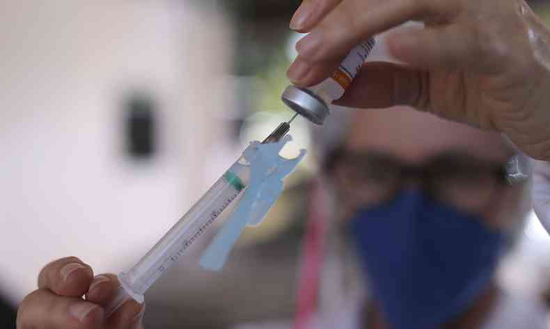 Vacinao contra COVID-19 em Una segue em seis locais da cidade(foto: Fabio Rodrigues Pozzebom/Agncia Brasil)