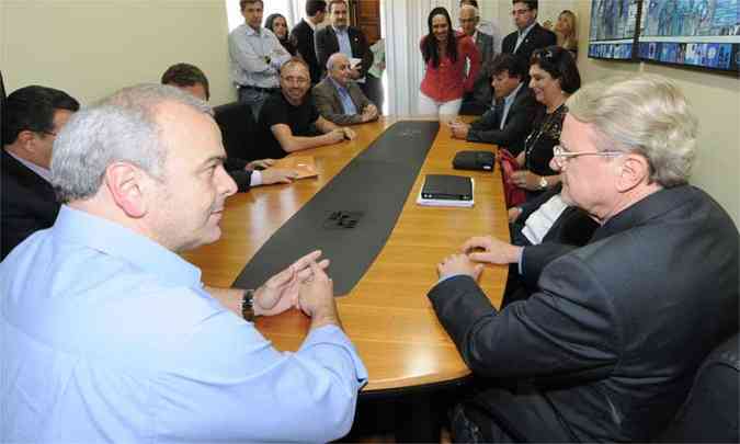 Executiva nacional do PSB tira Jlio Delgado da direo estadual do partido em Minas e entrega o posto ao prefeito de BH, Marcio Lacerda(foto: Beto Magalhes/EM/D.A Press - 06/09/2013)