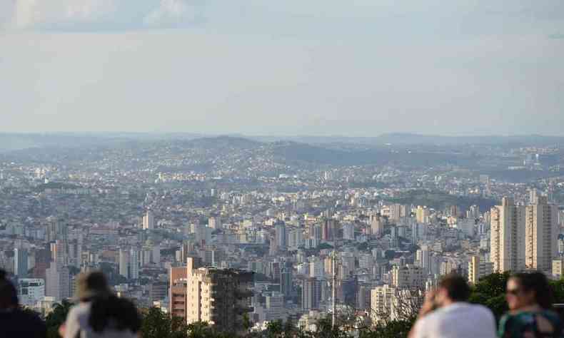 Vista de Belo Horizonte da Praa do Papa