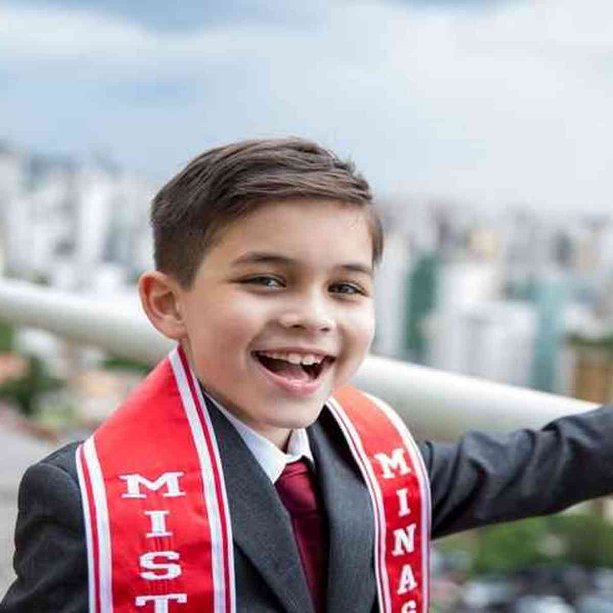 Vitória brasileira: mineiro de 9 anos é eleito Mister Mirim Mundial