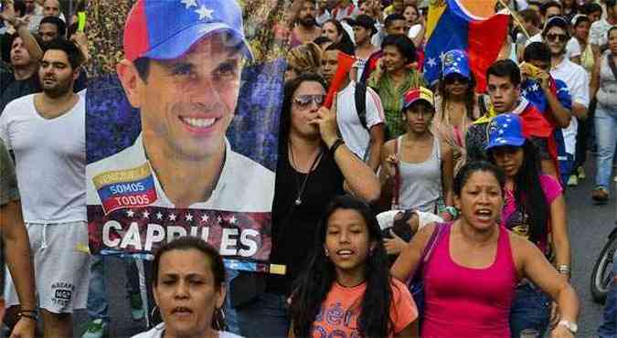 Capriles pediu que seus apoiadores no protestassem nesta quarta-feira(foto: AFP PHOTO/Luis Acosta )