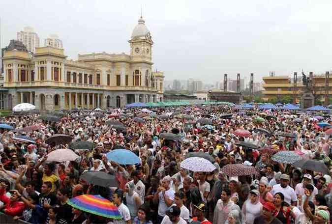 Em 2013, mesmo com a chuva aproximadamente 5 mil pessoas participaram da festa(foto: ngelo Petinatti/ESp.Em/D.A.Press)
