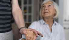 Pesquisa analisa os altos custos relacionados  doena de Parkinson
