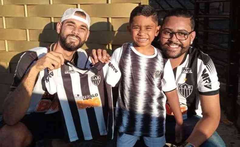 Lucas Henrique, Miguel e Rodrigo, o responsável por devolver a camisa