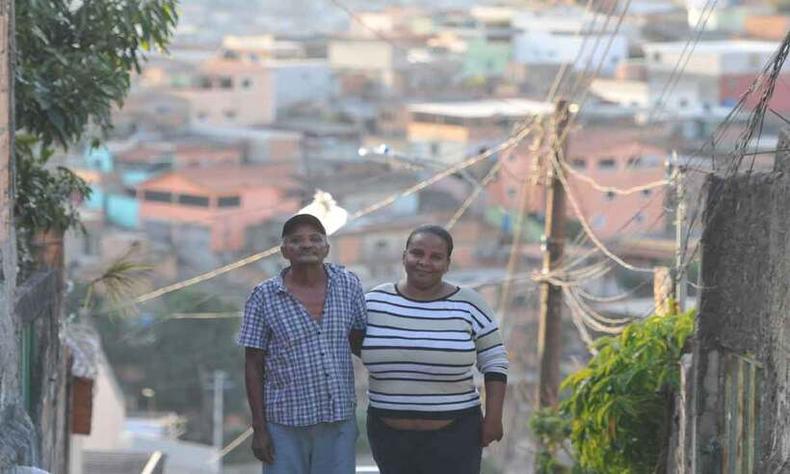 Belo Horizonte - MG. Eliana Silva de 40 anos e Pedro Ferreira dos Reis, de 68 anos, moradores do Taquaril