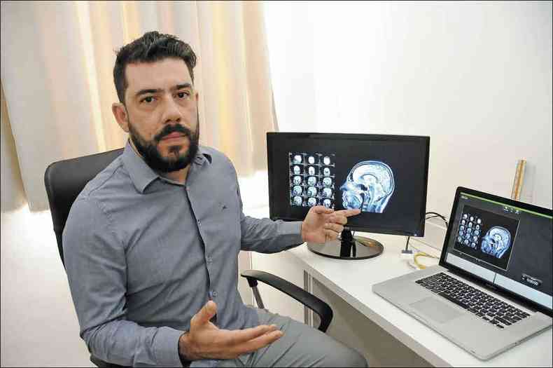 O neurocientista Guilherme Cunha afirma que o problema da %u201Csobrecarga de informaes%u201D  relativamente novo para o crebro (foto: Paulo Filgueiras/EM/D.A Press %u2013 4/6/19 )