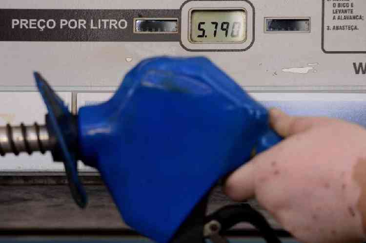 29/06/2023  Crdito: Carlos Vieira/CB/DA Press. Braslia, DF. Cidades. Aumento nos preos dos combustveis. Eixo L Norte.