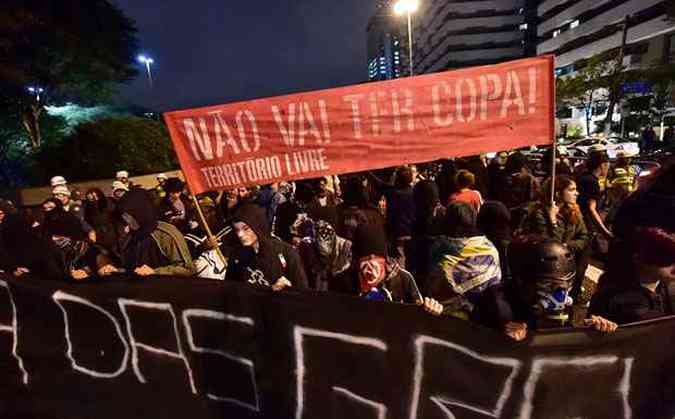 Manifestao declarou apoio a categorias em greve(foto: NELSON ALMEIDA / AFP)