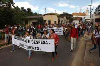 Protesto de protesto em Baro de Cocais, na Regio Central de Minas(foto: Guilherme Assis)