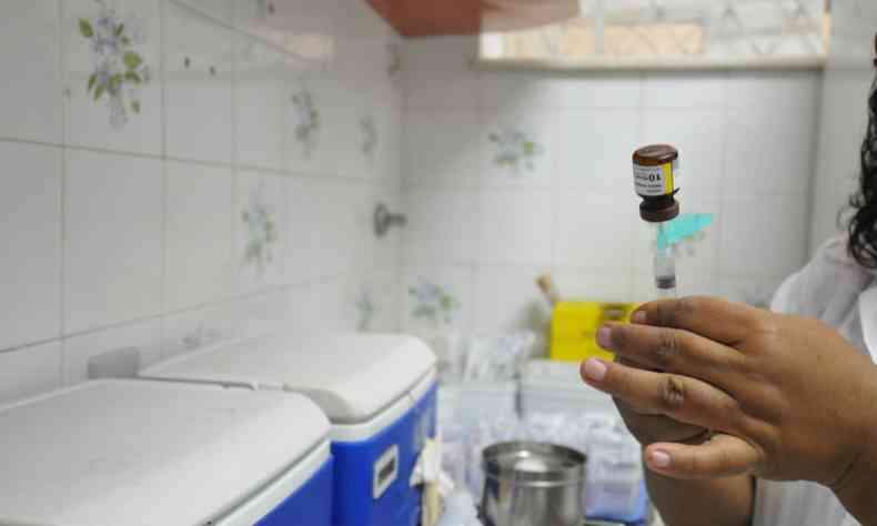Cobertura vacinal chega a 91%, mas segue abaixo da meta(foto: Alexandre Guzanshe/EM/D.A.Press)